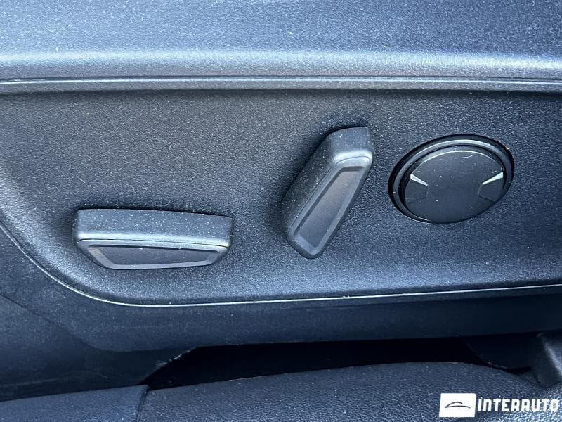 2021 Ford Kuga — Miniatură 17