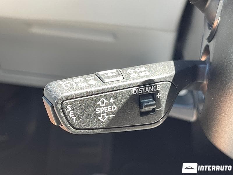 2021 Audi E-tron — Miniatură 8