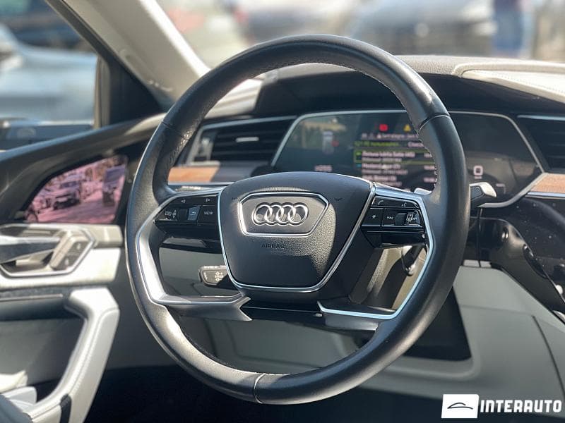 2021 Audi E-tron — Miniatură 11