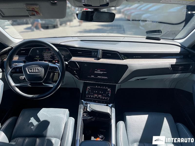 2021 Audi E-tron — Miniatură 13