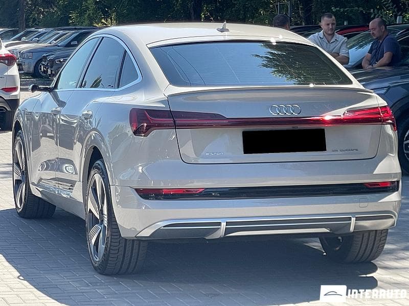 2021 Audi E-tron — Miniatură 3