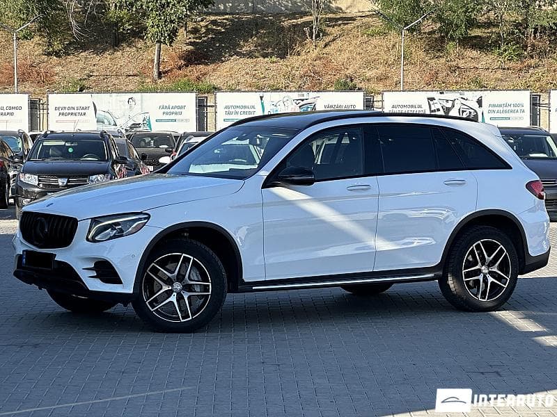 2016 Mercedes GLC 300 — Miniatură 2