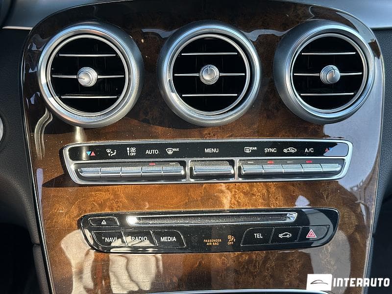 2016 Mercedes GLC 300 — Miniatură 10