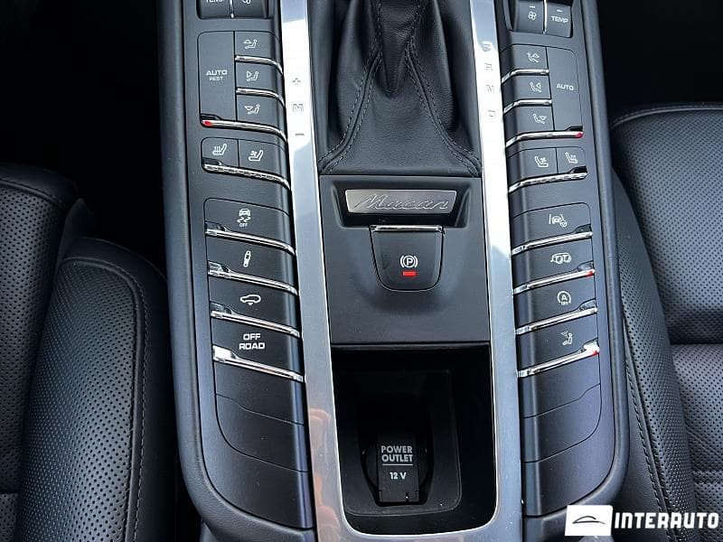 2019 Porsche Macan S — Miniatură 16