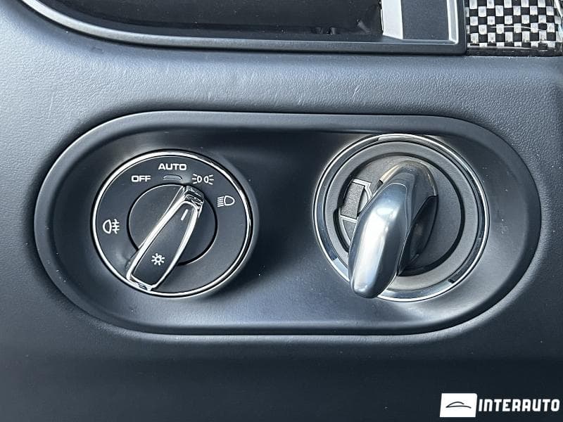 2019 Porsche Macan S — Miniatură 18