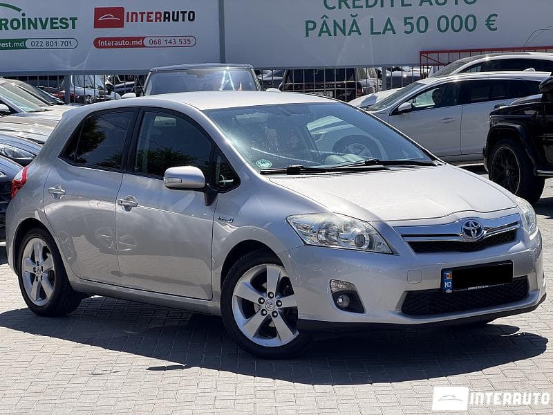 2010 Toyota Auris — Miniatură 3