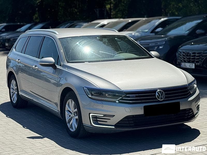 2016 Volkswagen Passat GTE — Miniatură 3