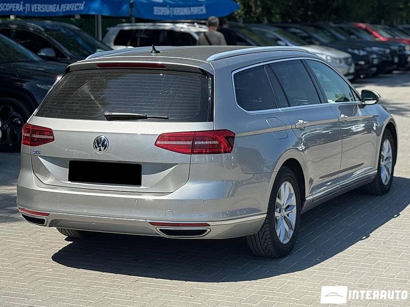 2016 Volkswagen Passat GTE — Miniatură 4