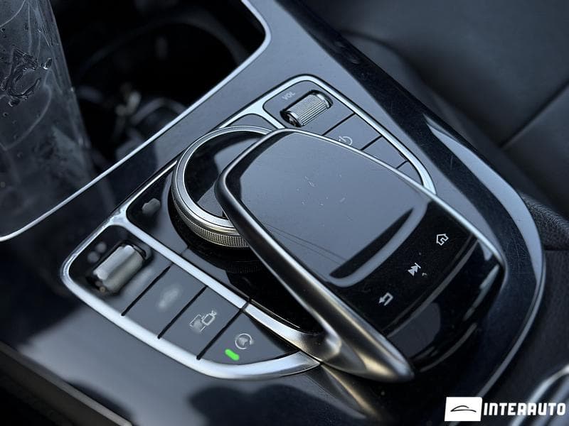 2017 Mercedes E 220 — Miniatură 16