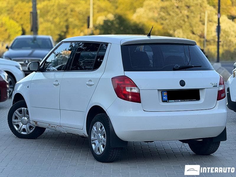 Skoda Fabia 2008 — Миниатюра 4