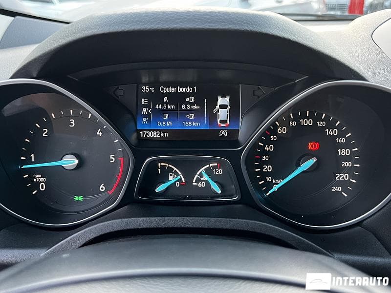 2017 Ford Kuga — Miniatură 11