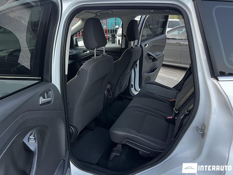 2017 Ford Kuga — Miniatură 8