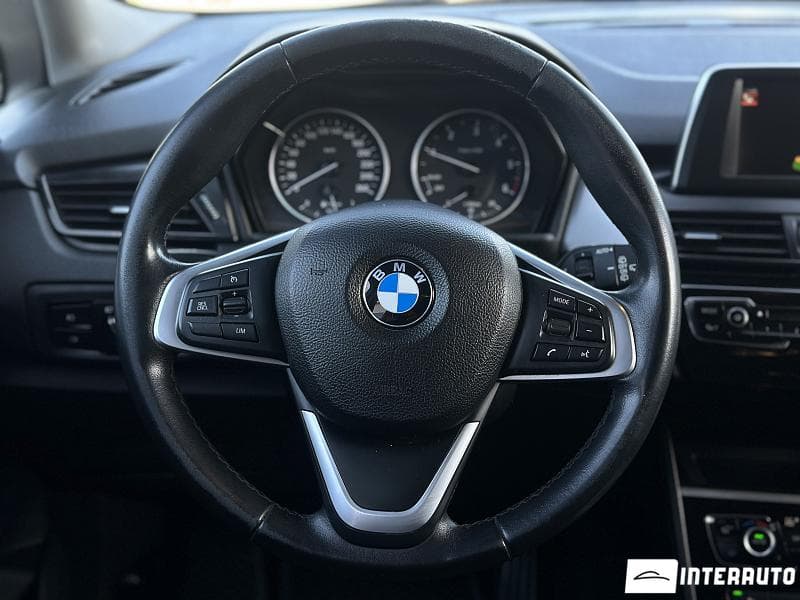 2016 BMW 216d — Miniatură 9