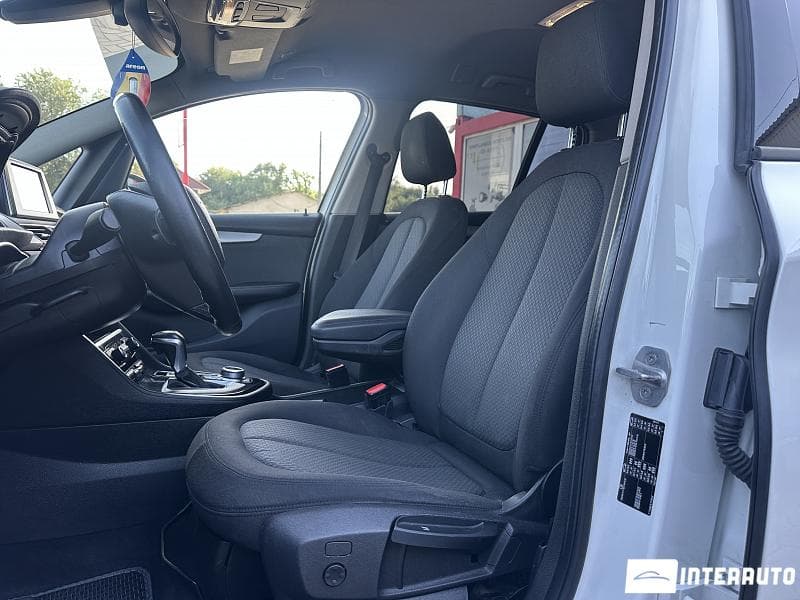 2016 BMW 216d — Miniatură 5