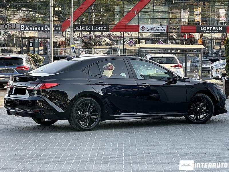 Toyota Camry 2025 — Миниатюра 3