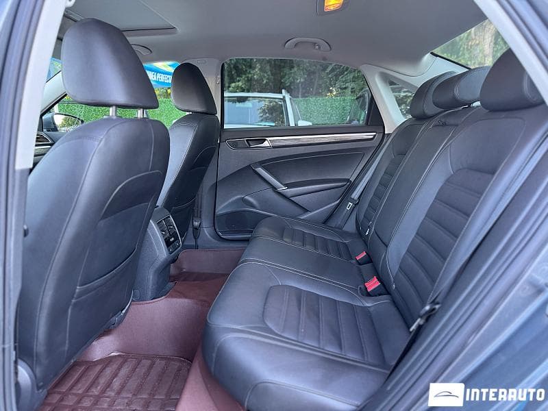 2018 Volkswagen Passat — Miniatură 17