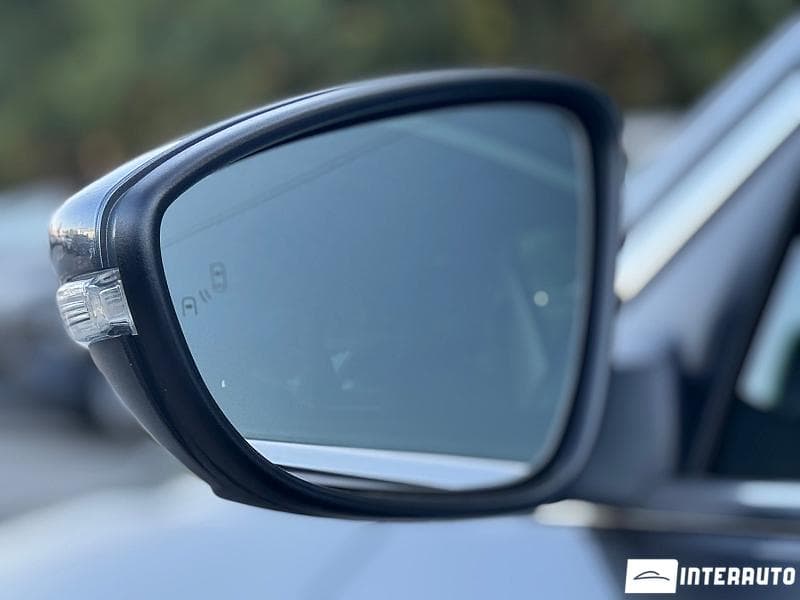 2018 Volkswagen Passat — Miniatură 5