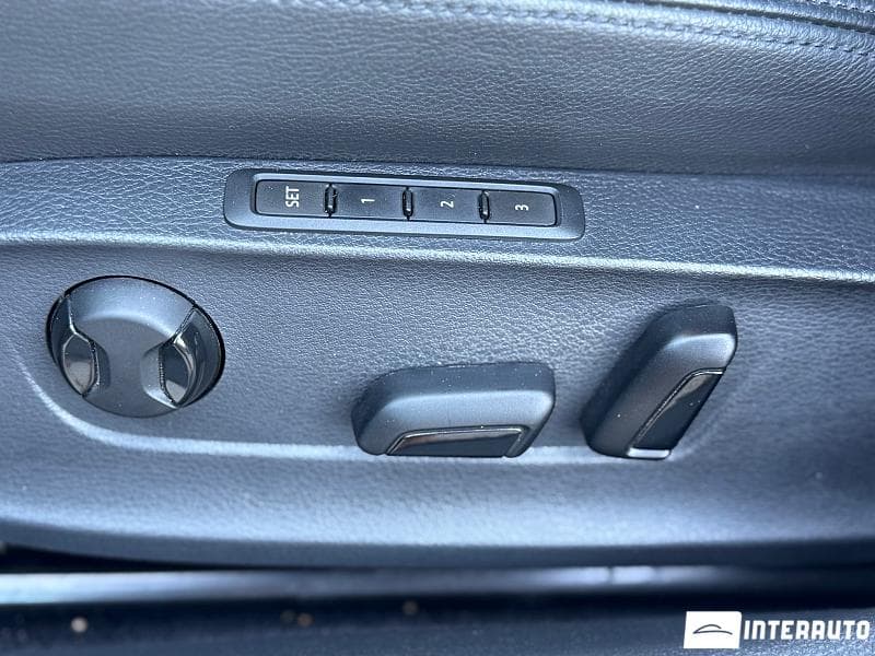 2018 Volkswagen Passat — Miniatură 10