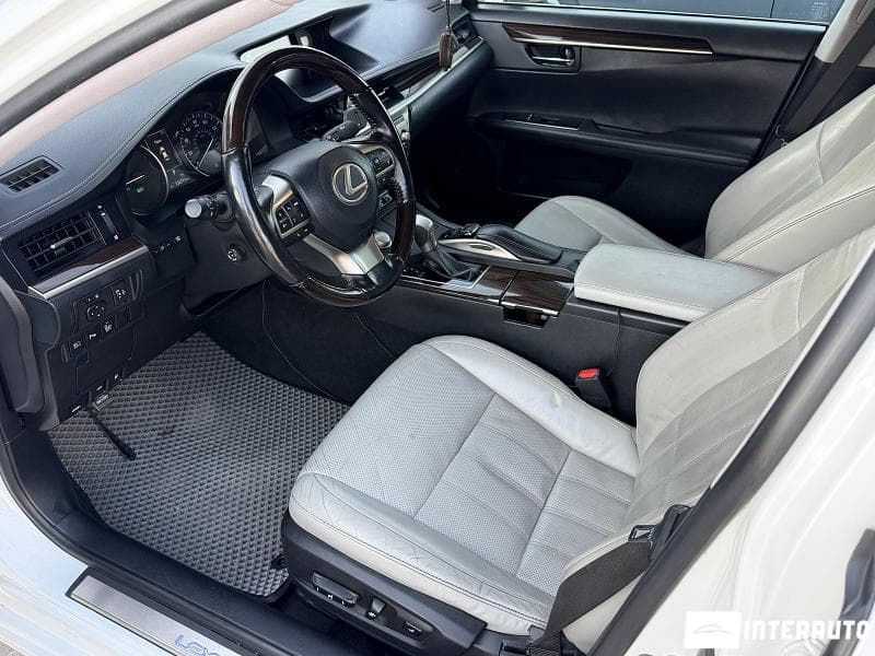 Lexus ES 300h 2017 — Миниатюра 8