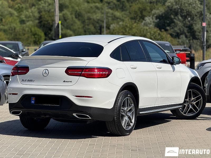 2018 Mercedes GLC 220d Coupe — Miniatură 3