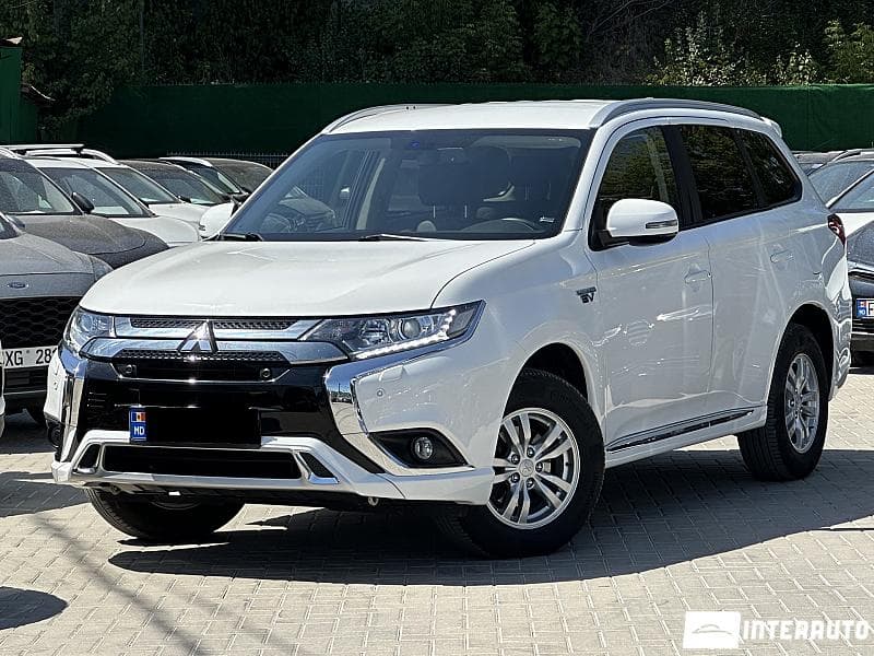 Mitsubishi Outlander 2019 — Миниатюра 2