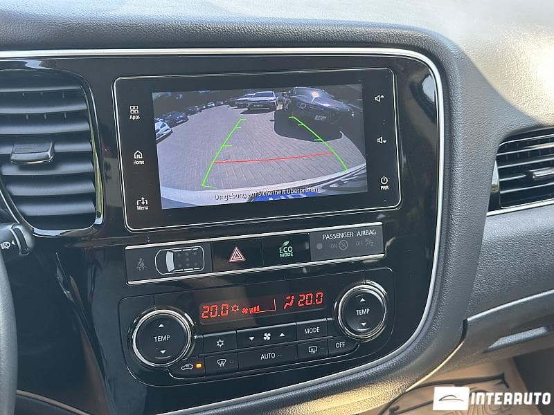 Mitsubishi Outlander 2019 — Миниатюра 10