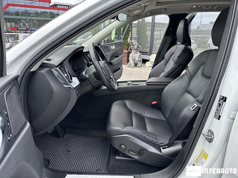 2020 Volvo XC 60 — Miniatură 5