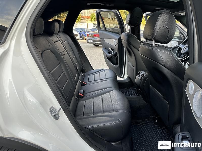 2019 Mercedes GLC 350e — Miniatură 13