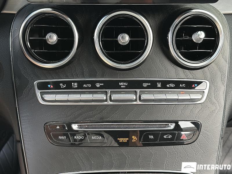2019 Mercedes GLC 350e — Miniatură 10