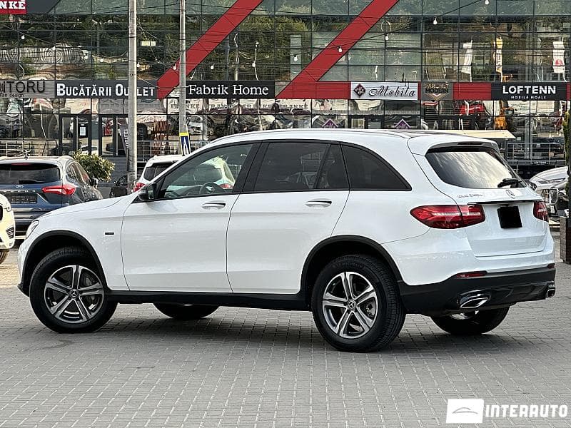 2019 Mercedes GLC 350e — Miniatură 4