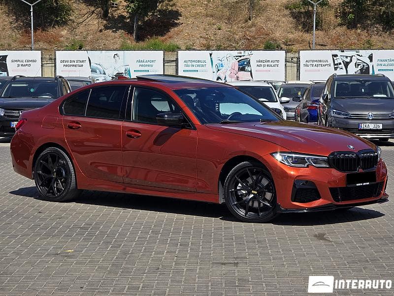 BMW 330