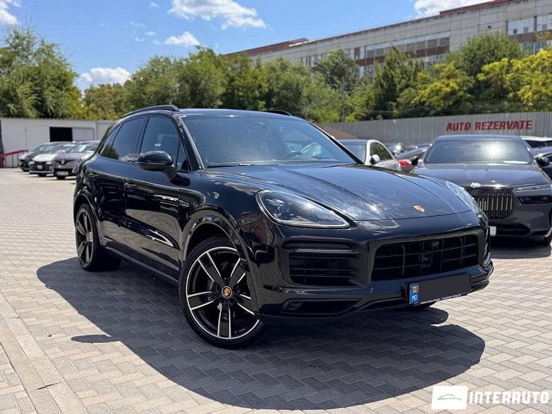2023 Porsche Cayenne S Hybrid — Miniatură 3