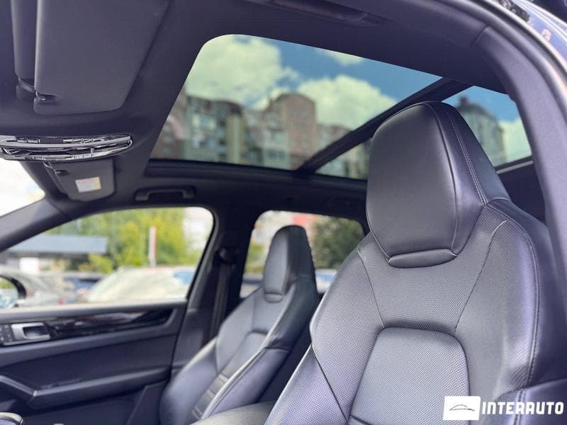 2023 Porsche Cayenne S Hybrid — Miniatură 11