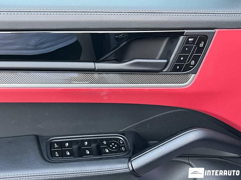 2025 Porsche Cayenne S Coupe — Miniatură 5
