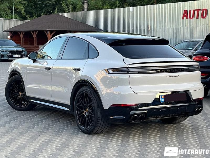 2025 Porsche Cayenne S Coupe — Miniatură 2