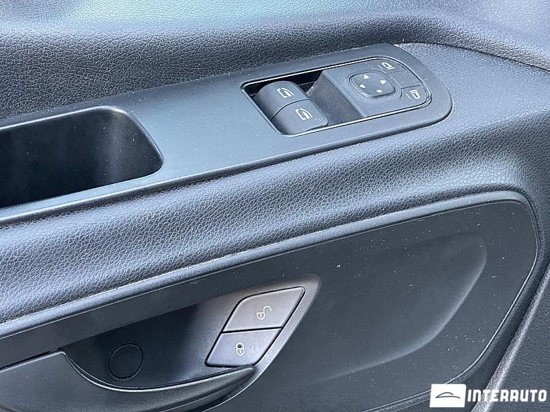 Mercedes Sprinter 2022 — Миниатюра 16
