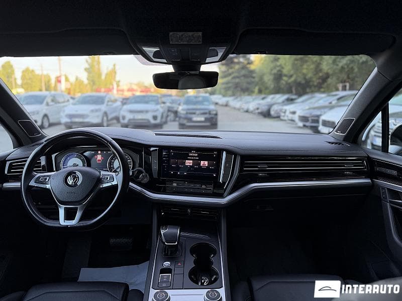 2019 Volkswagen Touareg — Miniatură 19