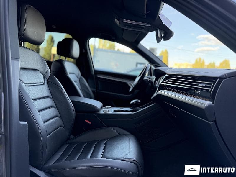 2019 Volkswagen Touareg — Miniatură 17
