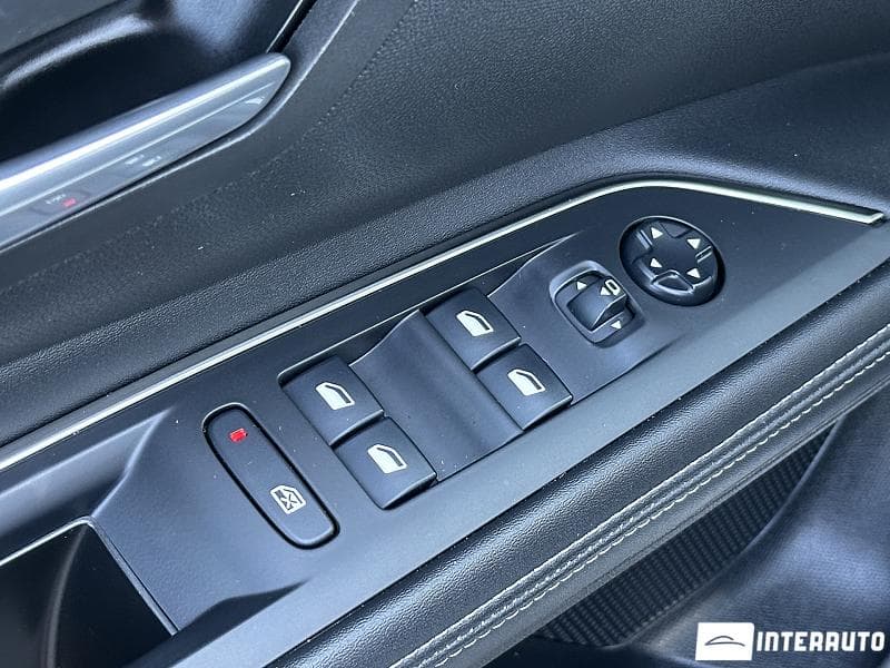 Peugeot 5008 2019 — Миниатюра 17