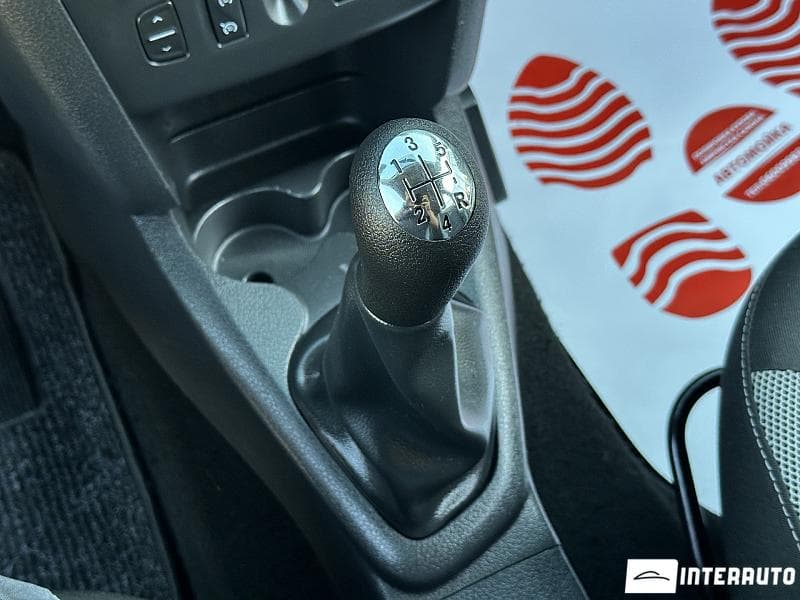 2018 Dacia Logan MCV Stepway — Miniatură 11