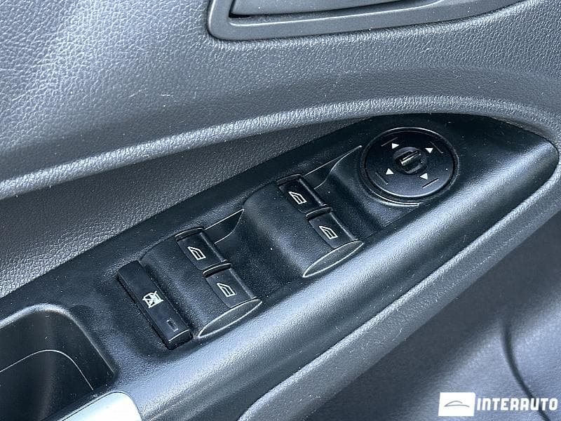 2018 Ford Tourneo Connect — Miniatură 17