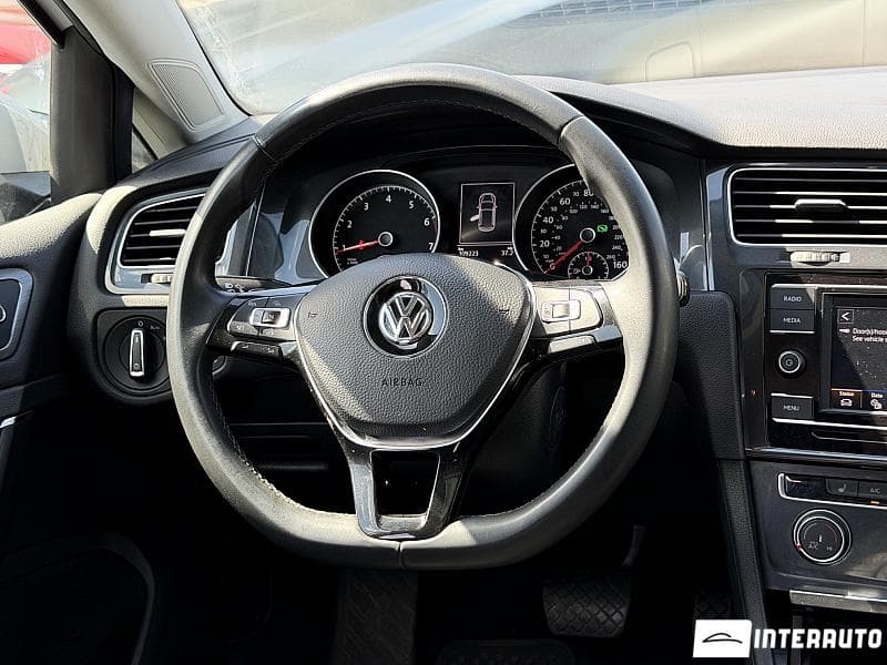 2020 Volkswagen Golf — Miniatură 8