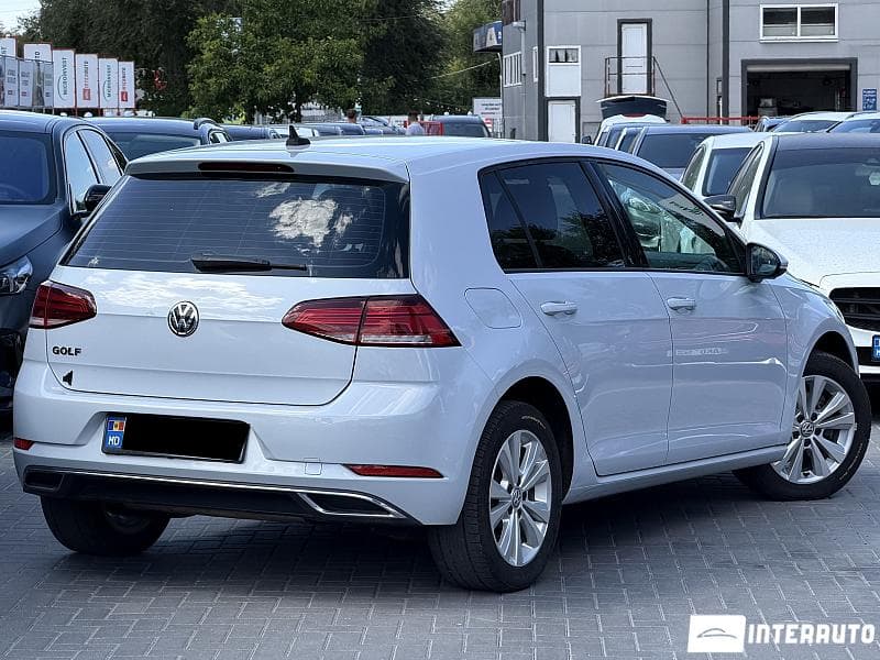 2020 Volkswagen Golf — Miniatură 3