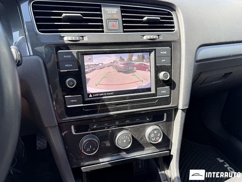 2020 Volkswagen Golf — Miniatură 10