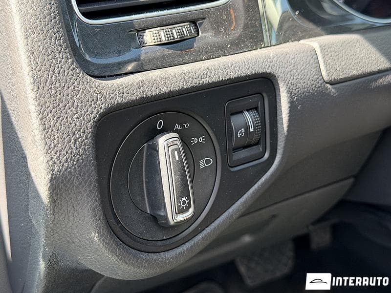 2020 Volkswagen Golf — Miniatură 12