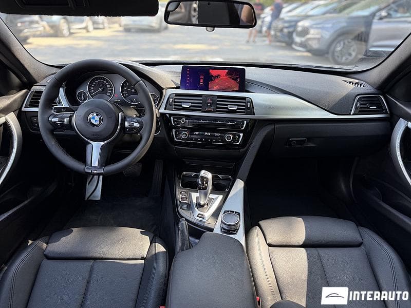 2017 BMW 330E — Miniatură 12