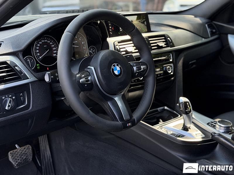 2017 BMW 330E — Miniatură 9