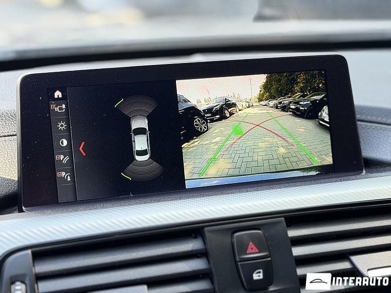 2017 BMW 330E — Miniatură 13