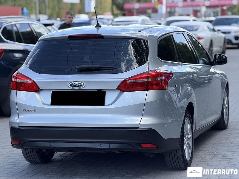 2017 Ford Focus — Miniatură 2