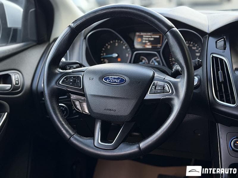 2017 Ford Focus — Miniatură 11